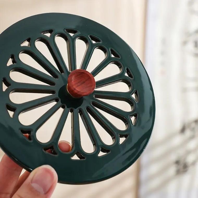 Minimalist Cat Climbing Tree - Image 1